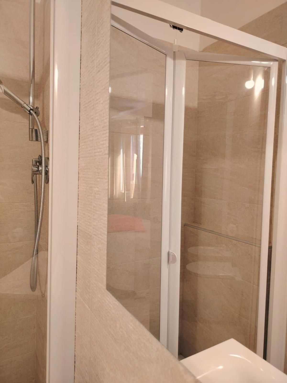 L&B Bed And Breakfast Терранова-ди-Поллино Экстерьер фото